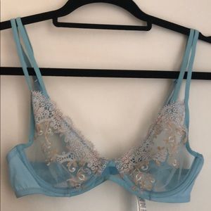 La Perla Bra 34B Sheer Lace 🌸